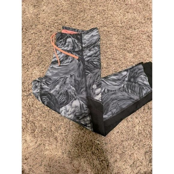 Champion Women's Patterned Black & White Skinny Leggings Size Small - Picture 6 of 11